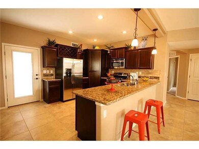 13459 Hazlewood St, Horizon City, TX 79928 - photo 4