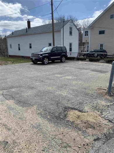 48 Franklin St, Somersworth, NH 03878 - photo 3