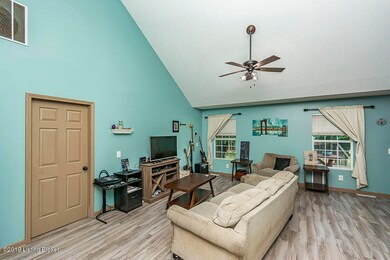 108 Helmwood Cir, Mount Washington, KY 40047 - photo 7