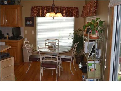 Eat-in kitchen or breakfast nook.
