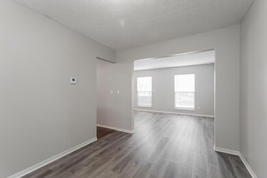 020-photo-living-room-12079140