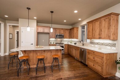 3414 SW 47th St, Redmond, OR 97756 - photo 6