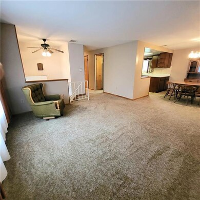 1040 Karoly St, Freemansburg, PA 18017 - photo 7