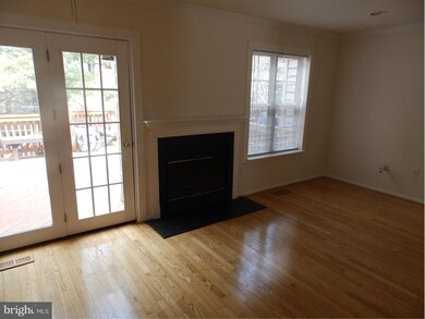 9330 Town Place Dr, Owings Mills, MD 21117 - photo 4