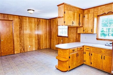 112 Fieldstone Farm Dr, Statesville, NC 28625 - photo 5