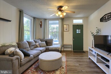 208 Bosler Ave, Lemoyne, PA 17043 - photo 6