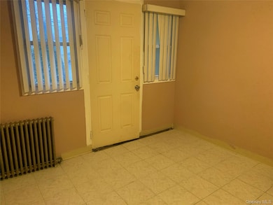 761 Donlon Ave, West Hempstead, NY 11552 - photo 2