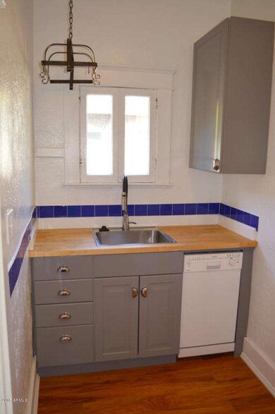 Kitchen1