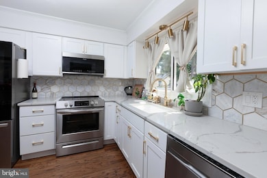 222 Belle Arbor Dr, Cherry Hill, NJ 08034 - photo 5