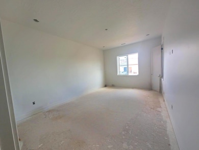 PXL_20250930_205608338.MP-fotor-20251001