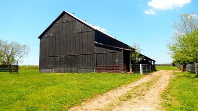 1627 Kidds Mill Rd E, Versailles, KY 40383 - photo 2