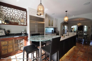 6 Kitchen