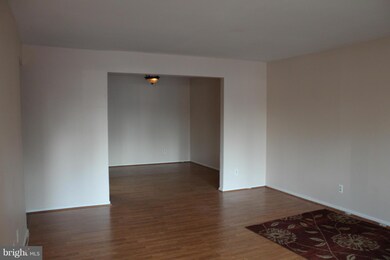 17421 Pipers Way, Olney, MD 20832 - photo 3