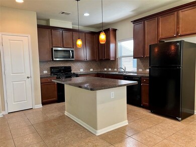 9030 Fuqua Breeze Dr, Houston, TX 77075 - photo 3