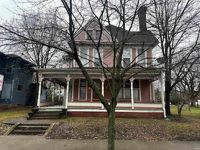 429 W Charles St, Muncie, IN 47305 - photo 2