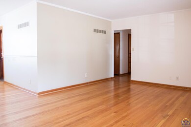 1520 Jarvis Dr, Manhattan, KS 66502 - photo 4