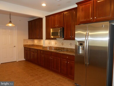 2900 Stone Cliff Dr unit 301, Baltimore, MD 21209 - photo 7