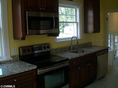 Kitchen - COMPLETELY RENOVATED with new cabinets, 