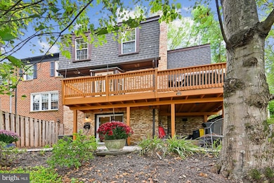 1682 Albermarle Dr, Crofton, MD 21114 - photo 3