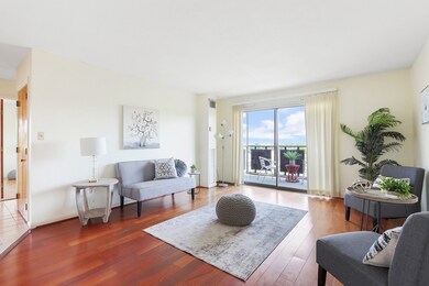 The Kentwood unit 77, Arlington, MA 02476 - photo 2