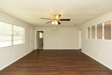 2555 Halstead Dr, Spring, TX 77386 - photo 3