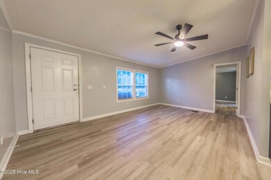 66 Raspberry Ln, Lumberton, NC 28360 - photo 4