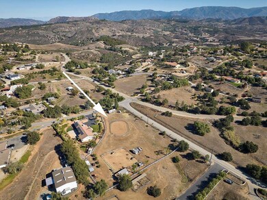 9877 Covey Ln, Escondido, CA 92026 - photo 3