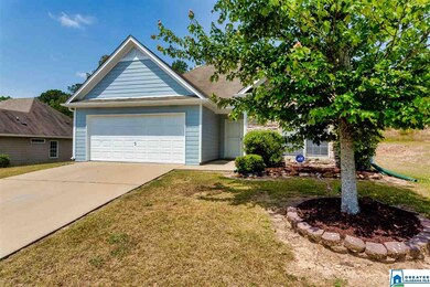 508 Camden Cove Cir, Calera, AL 35040 - photo 2