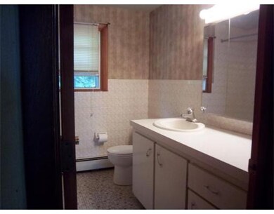 35 Plymouth Blvd, Westport, MA 02790 - photo 2