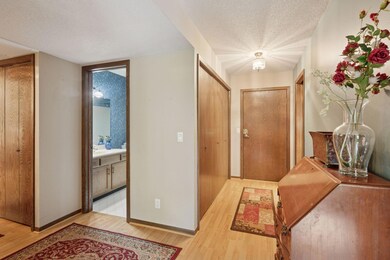 Old Shakopee Park North unit 109, Bloomington, MN 55420 - photo 5