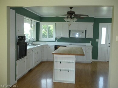 2988 10th St, Wayland, MI 49348 - photo 6