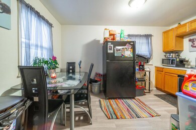 1215 E 26th Ave-7