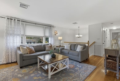 13 Elaine Rd, Stoneham, MA 02180 - photo 3