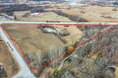 11223 W Loomis Rd, Franklin, WI 53132 - photo 3