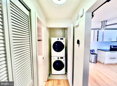 11717 C Summerchase Cir unit 1717-C, Reston, VA 20194 - photo 6