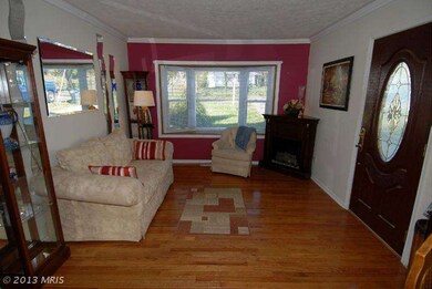 2123 Pimmit Dr, Falls Church, VA 22043 - photo 2