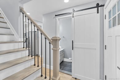 16 Piermont Ct, Melville, NY 11747 - photo 2