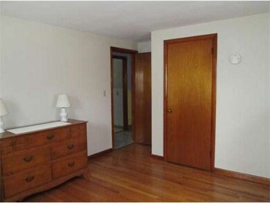 129 Moore St, Chicopee, MA 01013 - photo 7