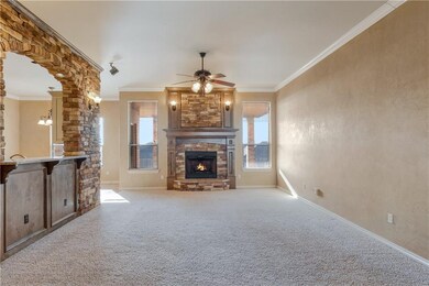 905 Kelsi Dr, Moore, OK 73160 - photo 6