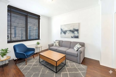 The Forum unit 2, New York, NY 10021 - photo 2