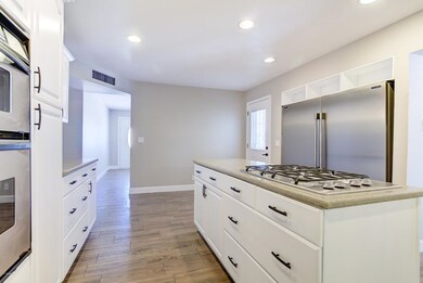 7 W Mesquite St-12