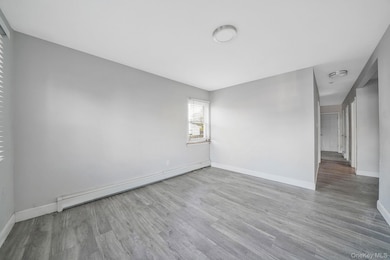 110 2nd Ave, Bay Shore, NY 11706 - photo 4