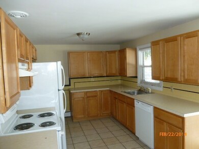 2580 Cranston St, Cranston, RI 02920 - photo 3