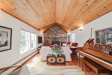 49 Lyndon St, Concord, NH 03301 - photo 6