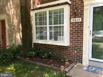 15637 Ambiance Dr, North Potomac, MD 20878 - photo 2