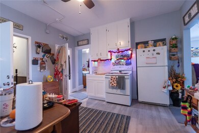 592 Front St, Woonsocket, RI 02895 - photo 5