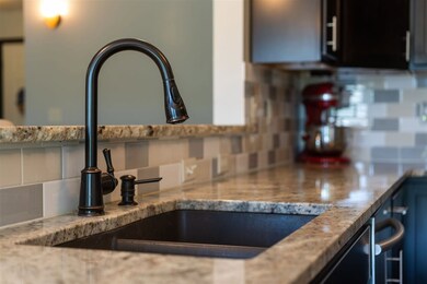 4922 Luke St, Cedar Falls, IA 50613 - photo 5