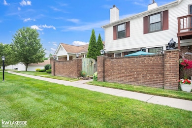 34697 E Wilma Ct, Chesterfield, MI 48047 - photo 2