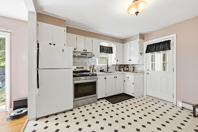 507 Turner St, Auburn, ME 04210 - photo 6