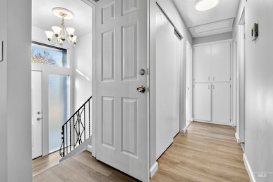 2118 W Targee St, Boise, ID 83705 - photo 3